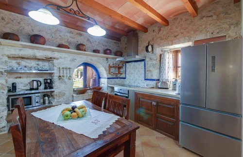 Maria de la Salut Casa | Casa de vacaciones "Fonoll" con vistas a la montaña, piscina, Wi-Fi, terraza y jardín
