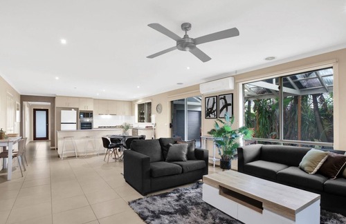 Drouin Casa | Holiday home for rent