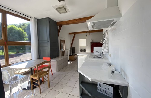 Domart-en-Ponthieu Casa | Holiday Home 'Domaine De L'olympe' with Wi-Fi