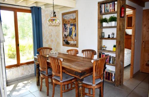 Saint-Honore-les-Bains Casa | Holiday Home in Saint-Honore near Gorges