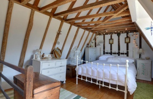 Rolvenden Casa | Holiday Home Freizingham Lane