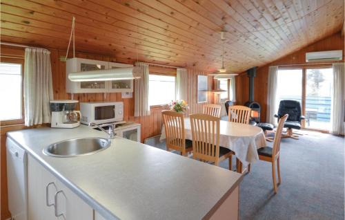 Nørre Lyngvig Casa | Holiday Home Fyrmarken Hvide Sande Vi