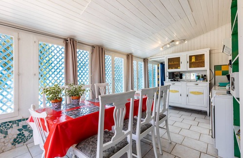 Gaillan-en-Medoc Casa | Casa de vacaciones "Gîte 2 à la Maison Mosaïc" con piscina compartida y Wi-Fi