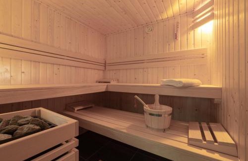 Colijnsplaat Casa | Holiday Home Ganuenta-1 by Interhome
