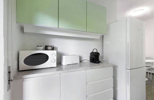 Charneca Casa | Casa de vacaciones 'Garden House' con jardín privado, Wi-Fi y aire acondicionado