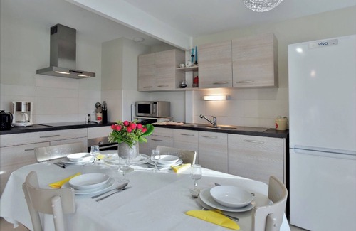 Morieux Casa | Casa de vacaciones 'Gite 1 L Logis Des Grenouilles' con terraza privada y Wi-Fi