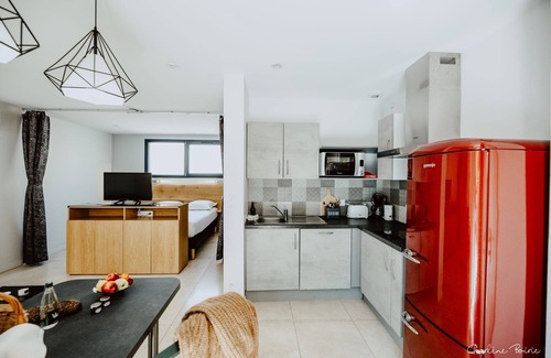 Vals-les-Bains Apartamento | Casa de vacaciones 'Gite Villa T1' con piscina compartida, Wi-Fi y aire acondicionado