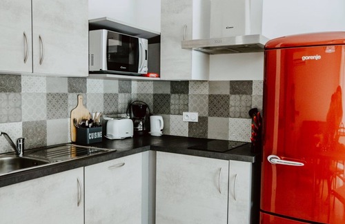 Vals-les-Bains Apartamento | Casa de vacaciones 'Gite Villa T1' con piscina compartida, Wi-Fi y aire acondicionado