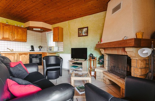Marans Casa | Casa de vacaciones 'Gîte Le Petit Sableau' con piscina y spa, terraza privada y Wi-Fi