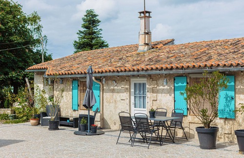 Marennes Casa | Casa de vacaciones 'Gite Les Mouettes' con piscina compartida, terraza compartida y Wi-Fi