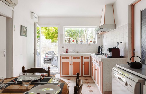 Marennes Casa | Casa de vacaciones 'Gite Les Cigognes' con piscina compartida, Wi-Fi y aire acondicionado