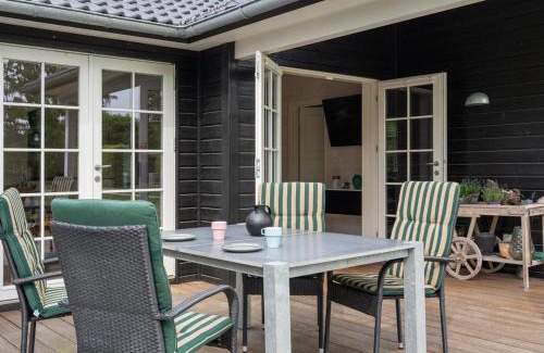 Smidstrup Strand Casa | Holiday Home Gotliebe - 750m from the sea by Interhome