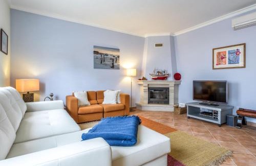 Pera Casa | Holiday Home Grand Beach Hit by Interhome