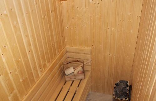 Gasthuis Casa | Holiday Home Green Resort Mooi Bemelen by Interhome