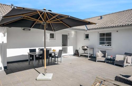 Blavand Casa | Holiday Home Guthbrand - 1-3km from the sea by Interhome