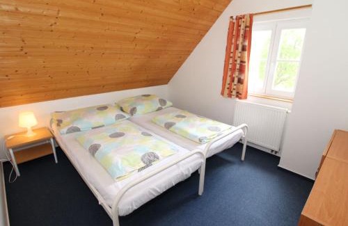 Cerny Dul Casa | Holiday Home Happy Hill by Interhome