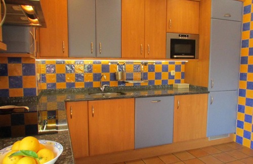 Larraul Casa | Holiday Home 'Harrizko Etxea' with Mountain View, Private Terrace and Air Conditioning