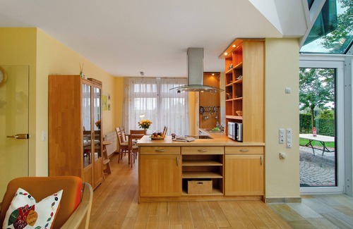 Spiekeroog Casa | Casa de vacaciones 'Haus Admiral Wintergarten' con terraza privada, jardín privado y Wi-Fi