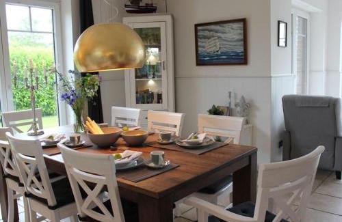 Nordseebad Burhave Apartamento | Holiday home Haus Annelie