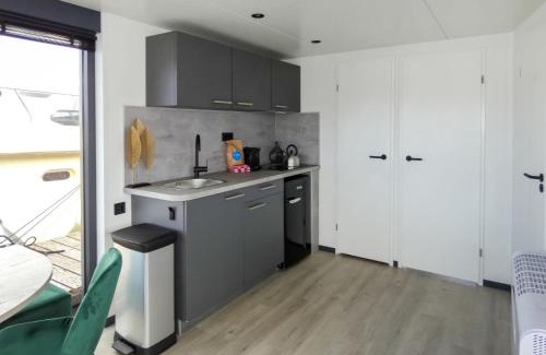 Municipality of Uitgeest Complejo | Holiday Home Havenlodge by Interhome