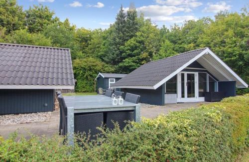 Arrild Ferieby Casa | Holiday Home Helke - 30km from the sea by Interhome