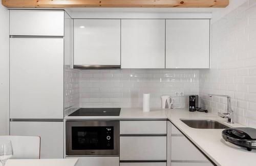 Lapa Casa | Holiday Home 'House Páteo Da Lapa 5' with Shared Terrace, Wi-Fi and Air Conditioning