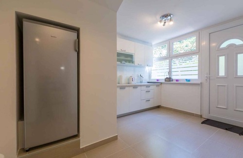 Novi Vinodolski Casa | Casa vacacional con la piscina y con 6 habitaciones