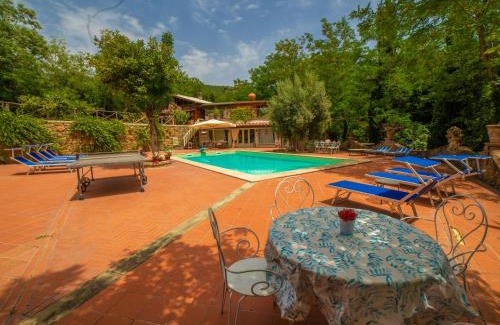 San Pietro a Cegliolo Casa | Holiday Home Il Cherubino by Interhome