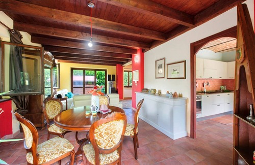 Castagneto Po Apartamento | Holiday Home 'Il Trucchetto' with Private Garden