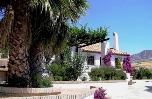 Antequera Cabaña | En el corazón de Andalucía una finca con larga tradición.