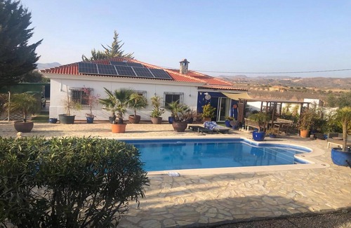 Locaiba Casa | Casa Vacacional en Albox con Piscina