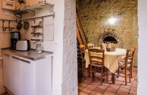 Bourgnac Villa | Mansión en Bourgnac con Piscina y Vinos