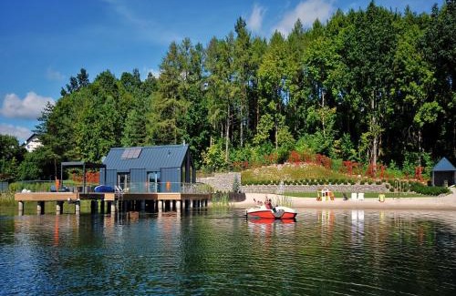 Bytow Casa | Holiday Home in Bytów by Private Lake, cleaning included