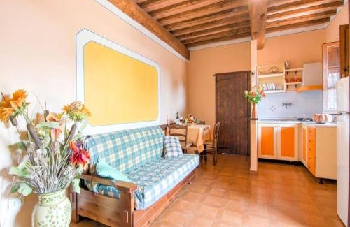 Castiglione del Lago Casa | Holiday home in Castiglione del with pool