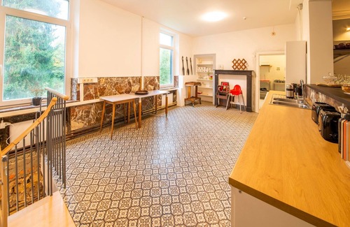 Falaen Casa | Casa de vacaciones en Falaen con jardםn
