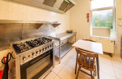 Falaen Casa | Casa de vacaciones en Falaen con jardםn