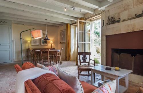 Sossais Casa | Holiday Home in Puygareau near Poitiers
