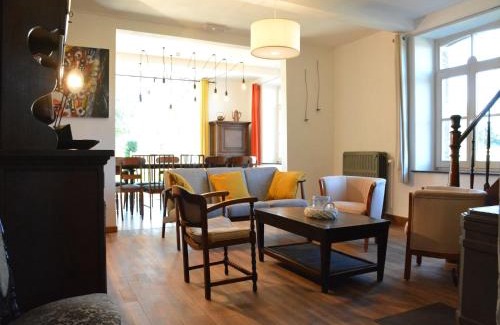Willerzie Casa | Holiday home in Gedinne with forest