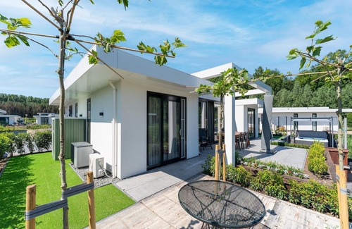 Zeewolde Casa | Casa vacacional en Harderwijk con jacuzzi privado
