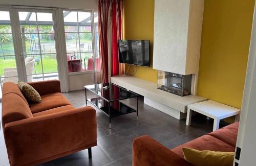 Hellendoorn Casa | Holiday Home in Hellendoorn near Forest