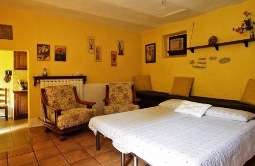 Rancio Valcuvia Apartamento | Viviendas en un antiguo molino del siglo 18. Siglo. Con 10 000 metros cuadrados de terreno y piscina