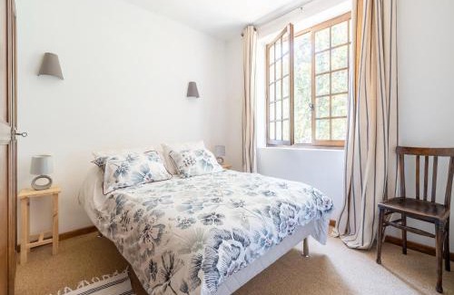 Montclus Casa | Holiday Home in Montclus near river