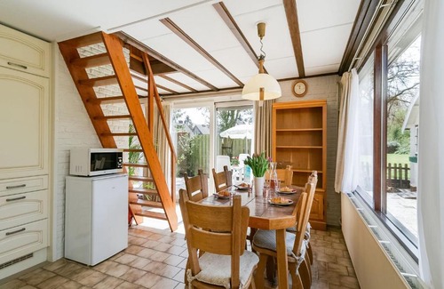 Municipality of Noordwijk Casa | Holiday home in Noordwijkerhout with terrace close to a lake