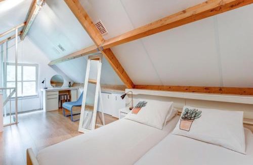 Oldenzaal Casa | Holiday home in Oldenzaal with hot tub