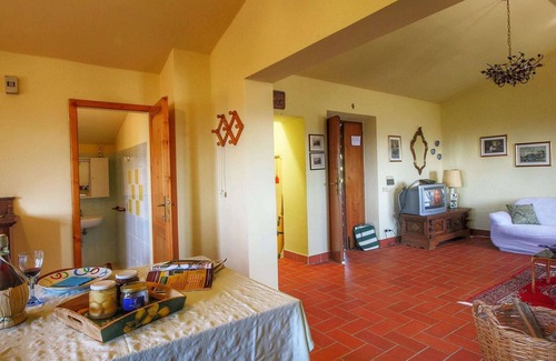 Paciano Casa | Acogedora casa rural en Paciano con piscina