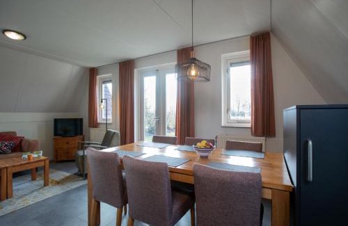 Plasmolen Casa | Holiday Home in Plasmolen near Nature Reserves