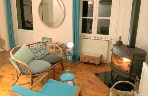 Plougasnou Casa | Holiday Home in Primel near Sandy Beach