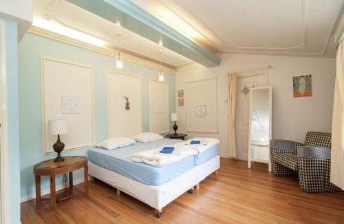 Schoorl Casa | Holiday Home in Schoorl near Forest & Beach