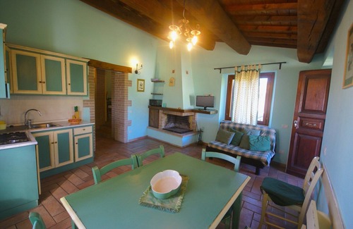 Sellano Casa | Casa de vacaciones en Sellano con piscina