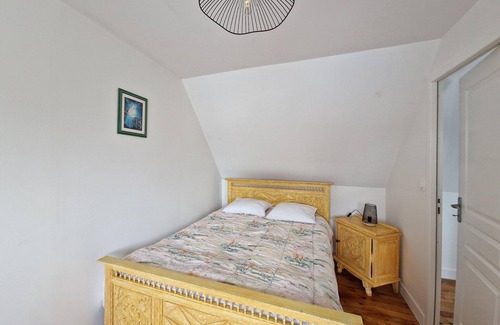 Guerlesquin Casa | Holiday home in the countryside near the beach